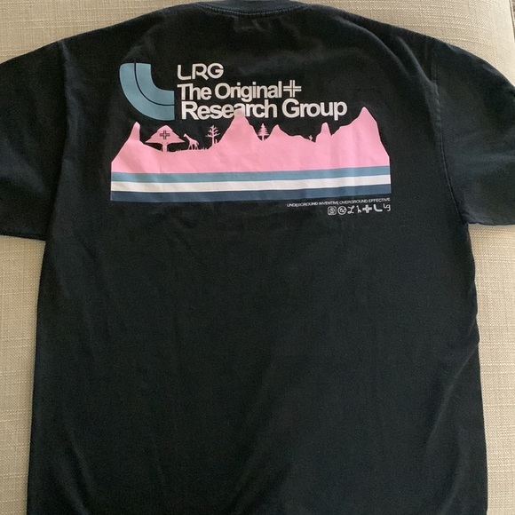 Men’s LRG shirt - Picture 2 of 2